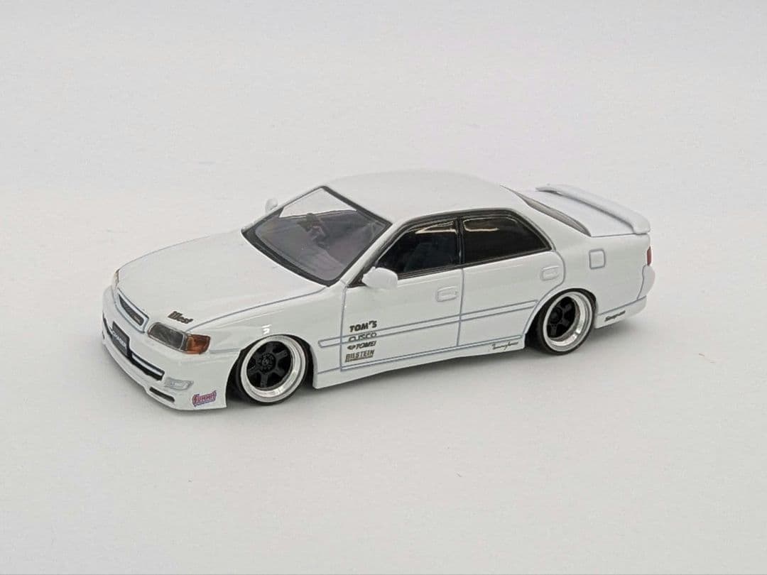 1/64 トヨタ チェイサー ツアラー V JZX100 スーパーホワイト II