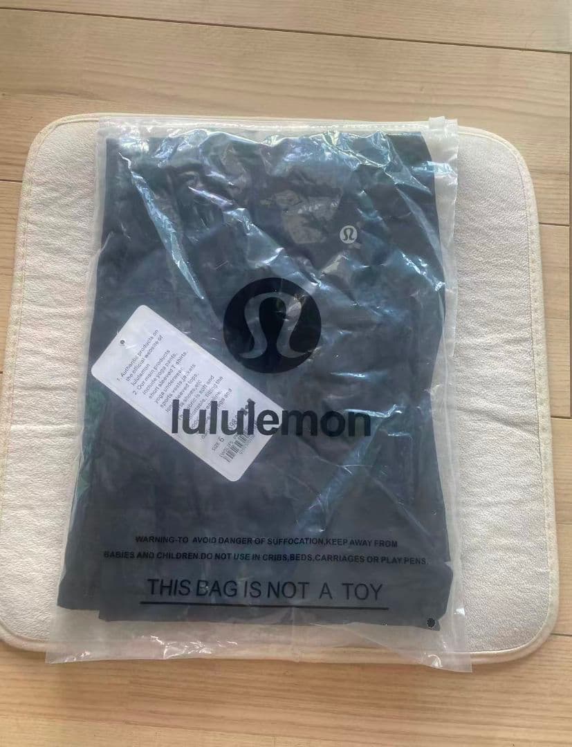 ルルレモンlululemon ブラック フレア ヨガパンツ ハイウエスト 6