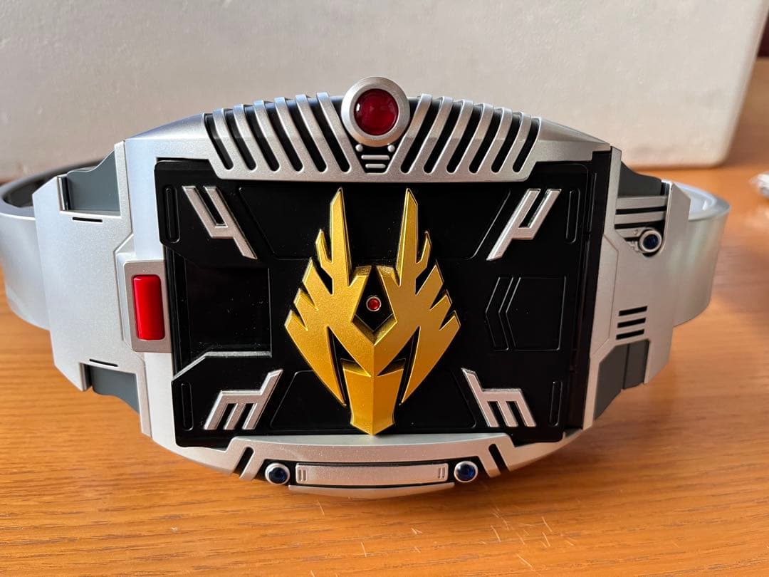 csm vバックル＆ドラグバイザー　仮面ライダー　龍騎　vバックル