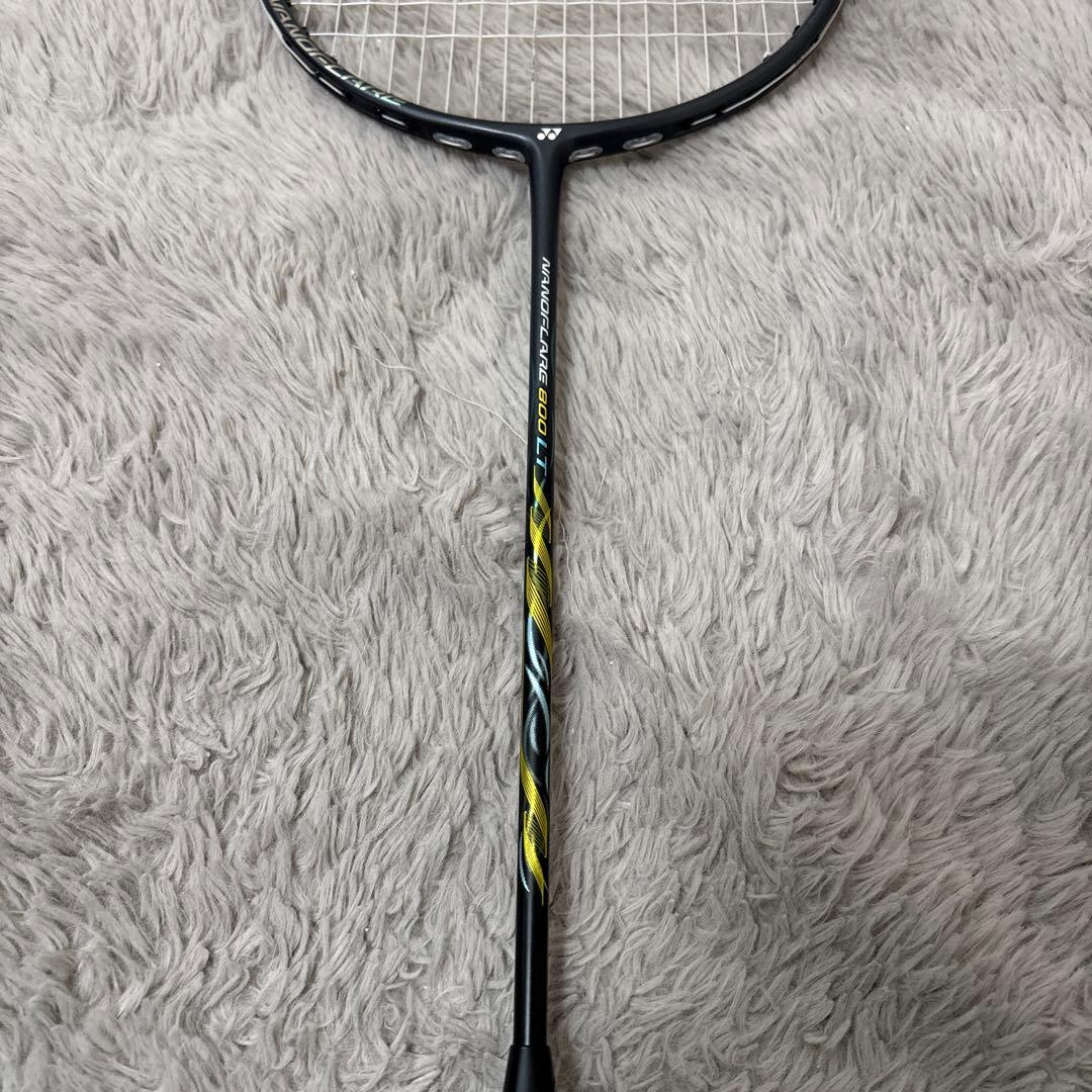 【極美品】ナノフレア800LT バドミントンラケット