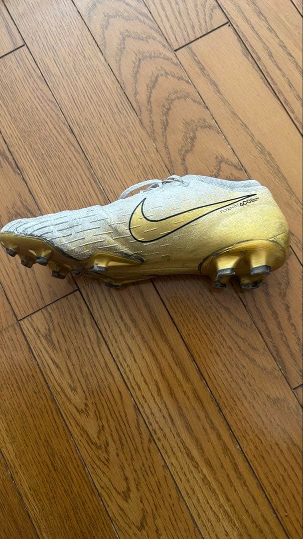 NIKE サッカースパイクFG 28.5 2000足限定
