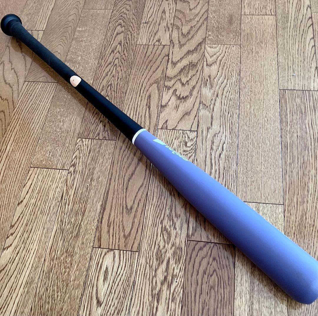 ヴィクタス 軟式木製バット フェルナンド・タティスJr.選手使用モデル 83cm