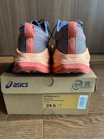 アシックス　スーパーブラスト2 【24.5cm】