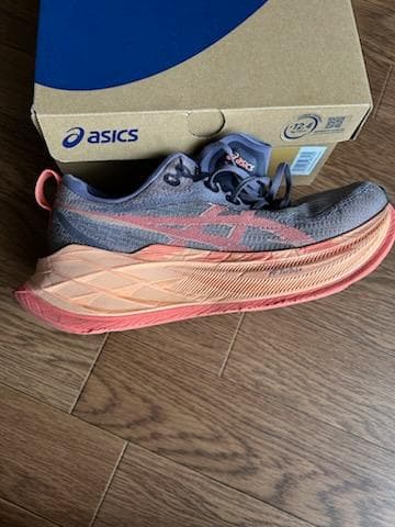 アシックス　スーパーブラスト2 【24.5cm】