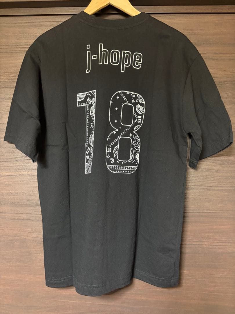 新品試着のみ　 jhope ホソク　 team BTS Tシャツ　 Lサイズ