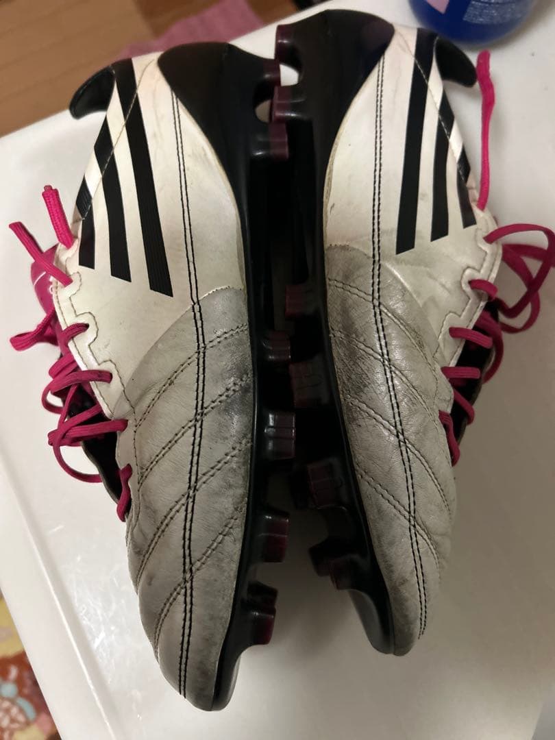 初代adizero F50 27 cm HG