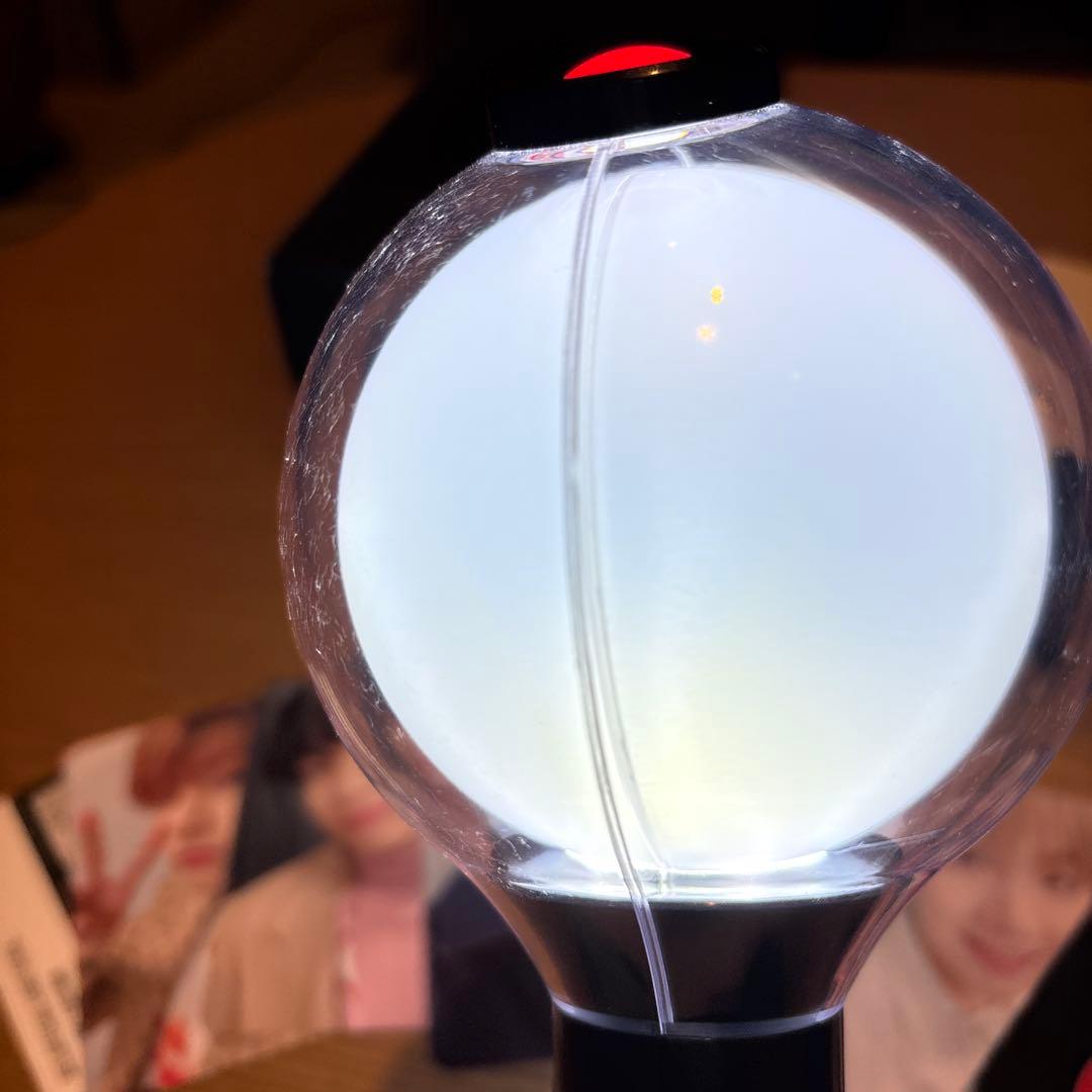BTS ペンライト　アミボムSE トレカ付き
