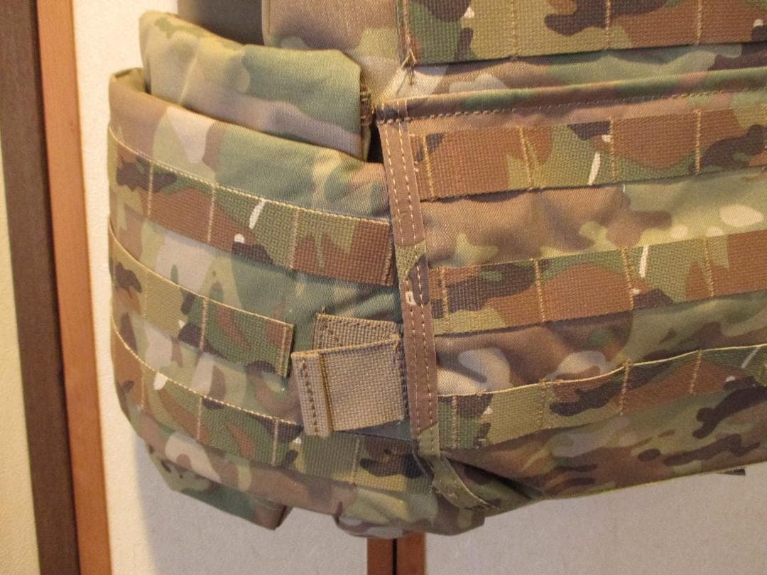 新品　米軍　レプリカ　IOTV　ボディーアーマー　防弾チョッキ　マルチカム迷彩