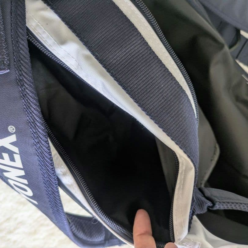 新品 YONEX バドミントンラケットバック