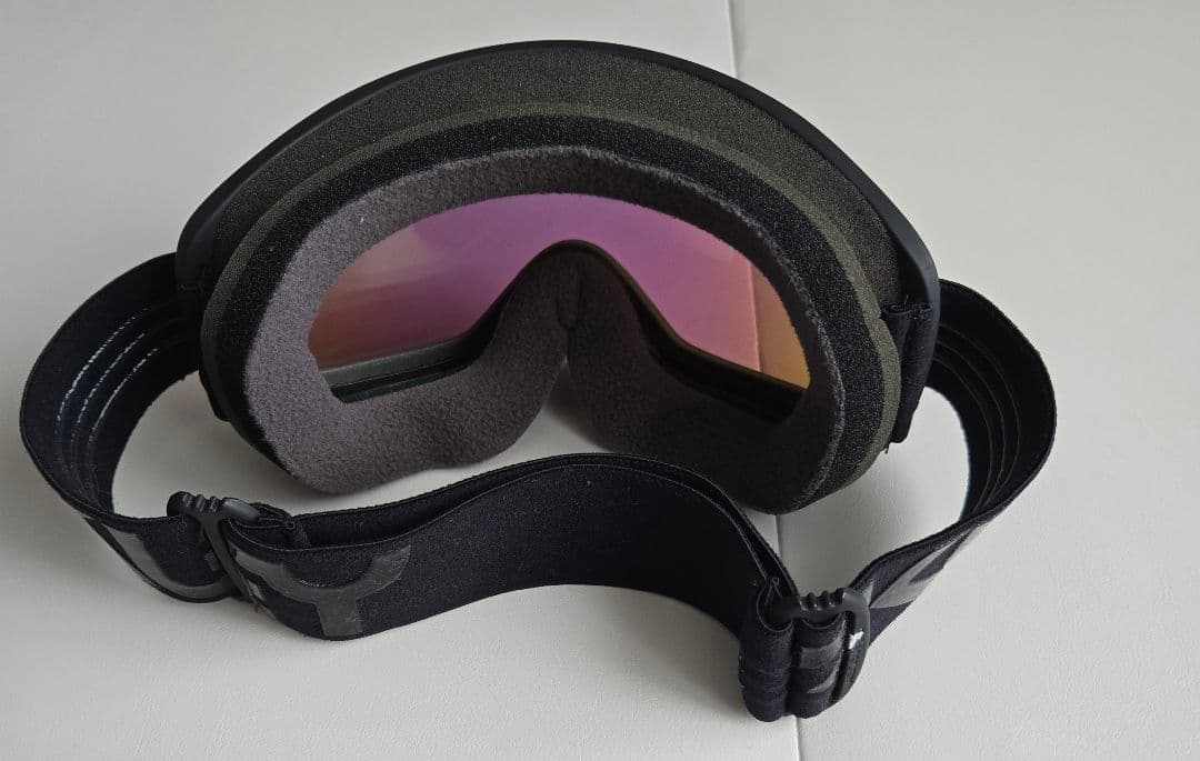 OAKLEY　オークリー　スノーボードゴーグル ミラーレンズ