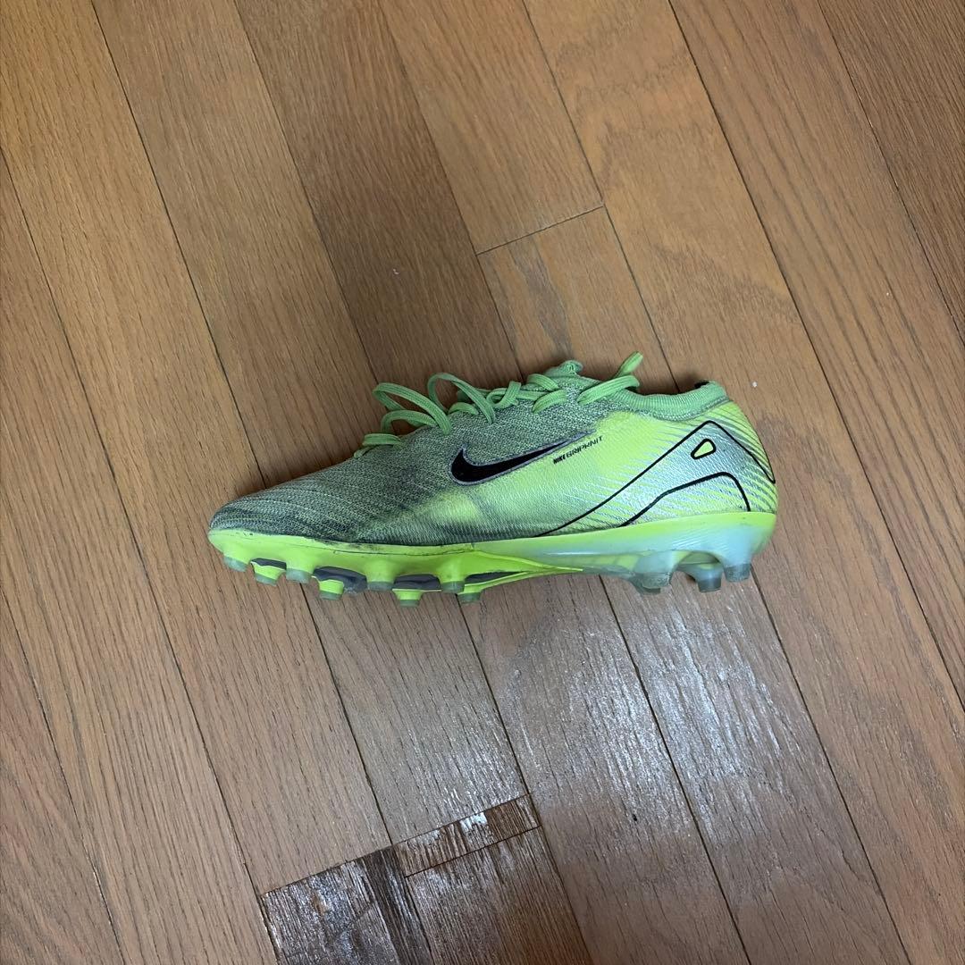 NIKE マーキュリアル　ヴェイパー16