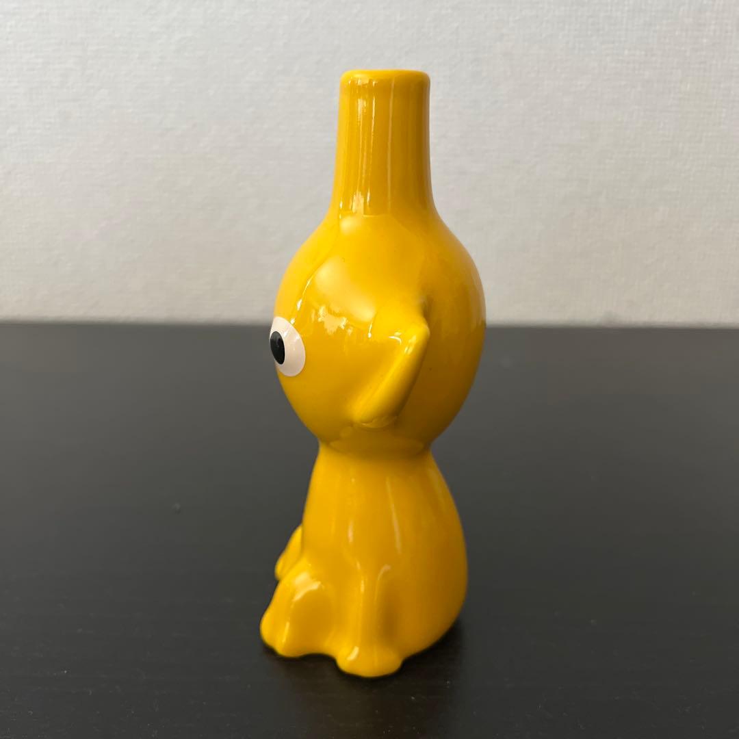 黄色ピクミン　花瓶