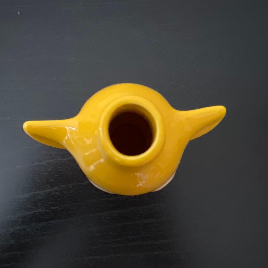 黄色ピクミン　花瓶