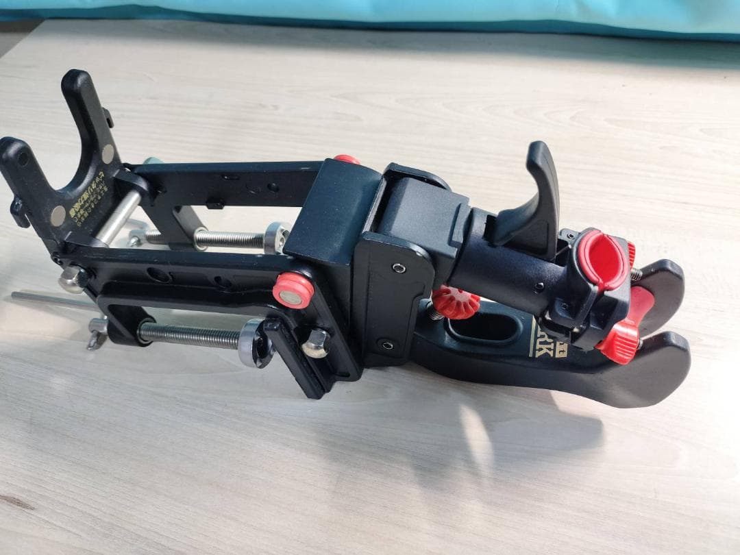 第一精工　ライトラーク　ロッドホルダー　ロッドキーパー　竿受け