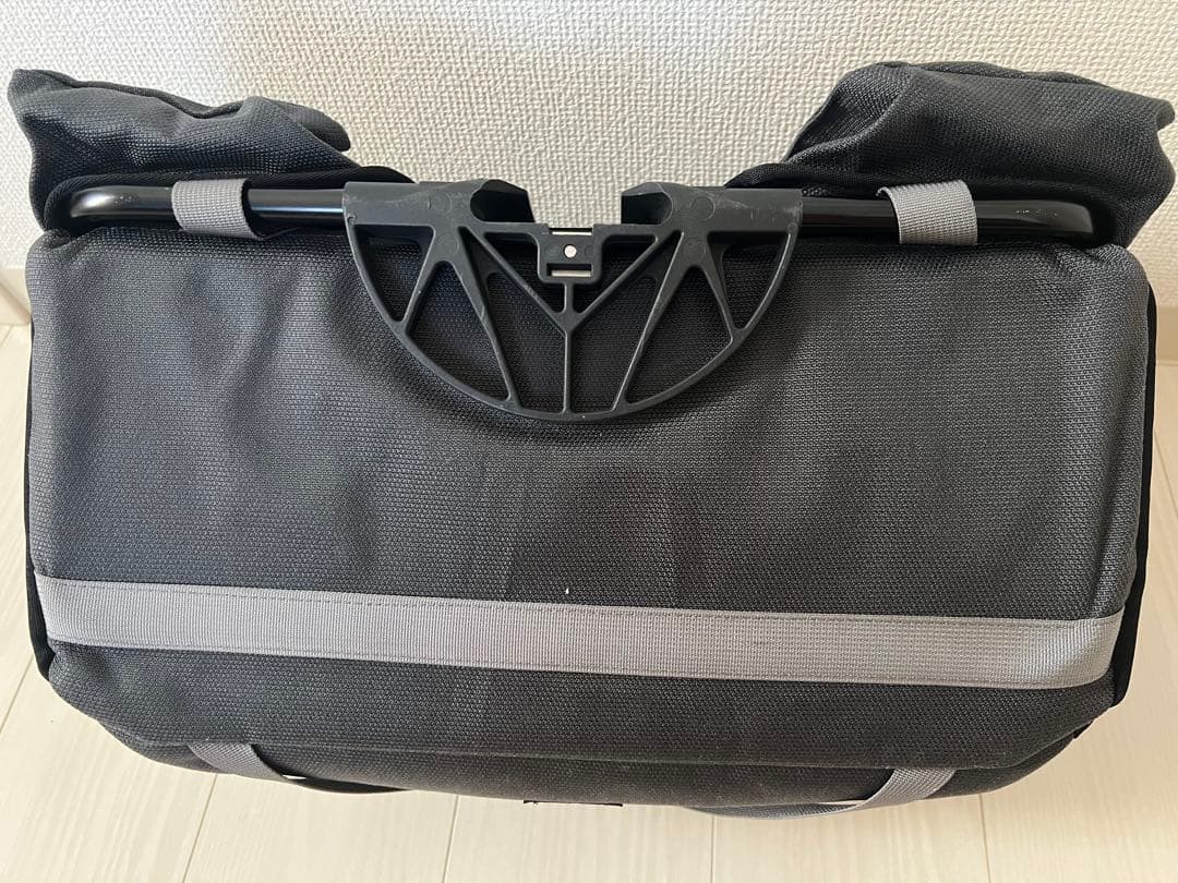 ブロンプトン ロールトップバッグ 28L ダークグレー
