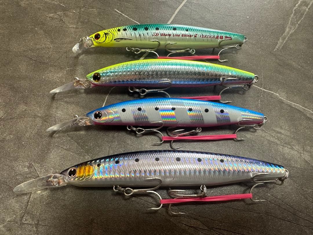 シーバスルアーセット　アピアダイワシマノメガバス