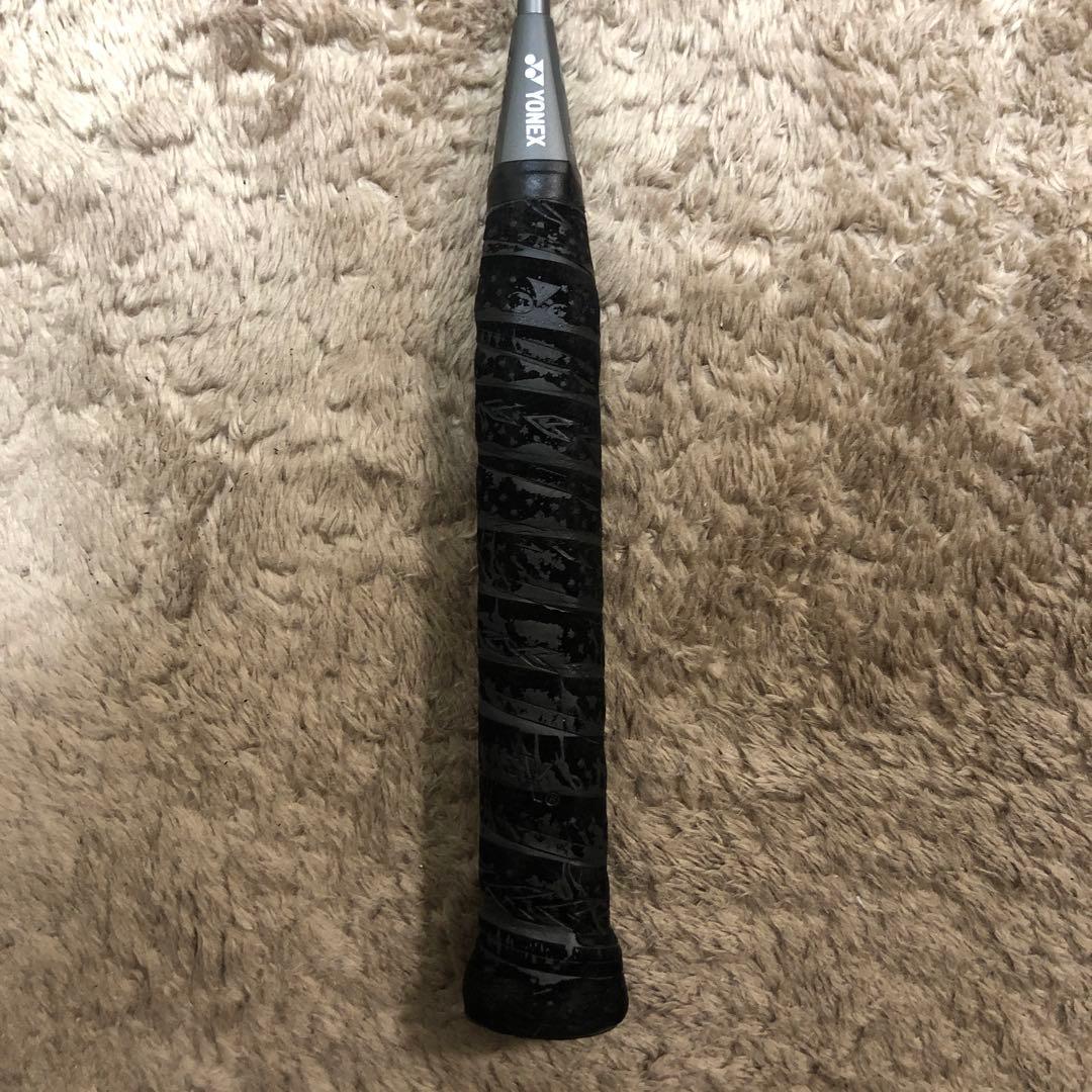 YONEXバトミントンラケット（ARCSABER2i）　ケース付き