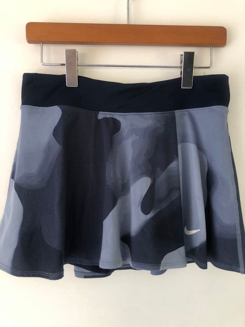 Nike victory テニススコート