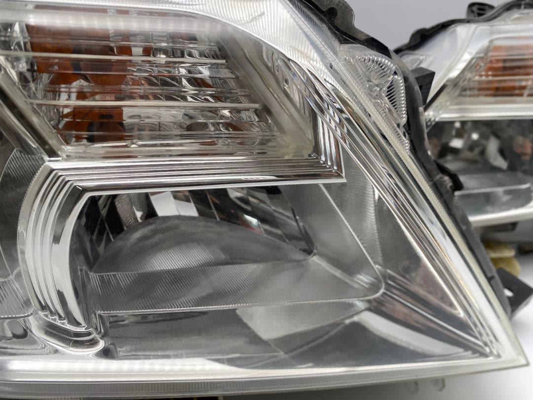 日産 セレナ C26 前期 純正 ヘッドライト 左右セット ハロゲン点灯確認済み