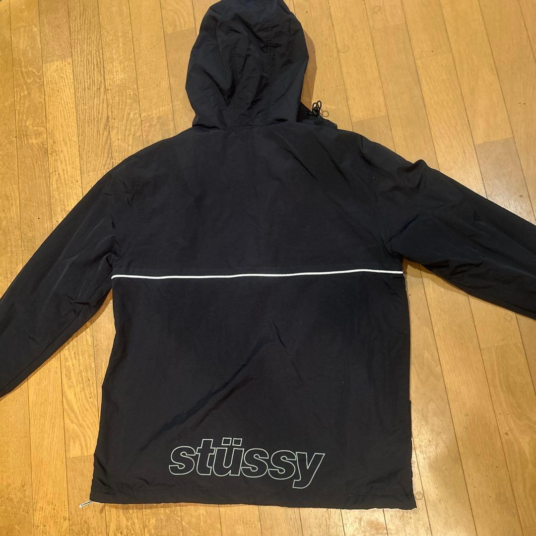 stussy スポーツ　アウター　Lサイズ
