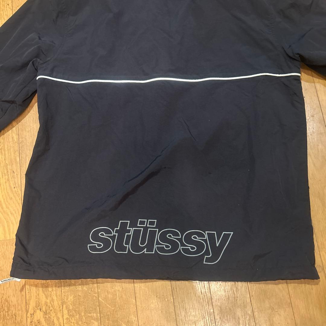 stussy スポーツ　アウター　Lサイズ