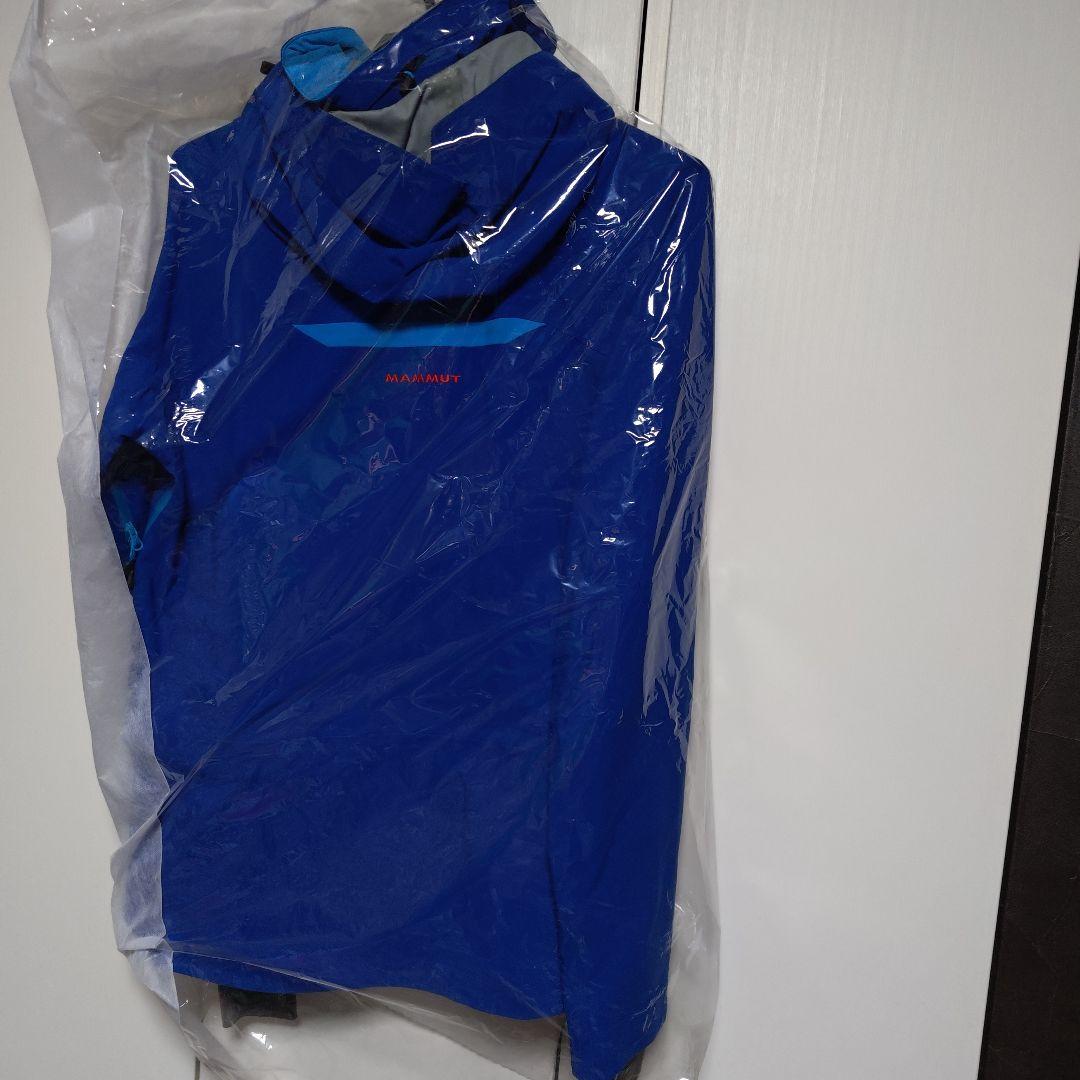 【閲覧数157】【クリーニング済】MAMMUT フード付きジャケット
