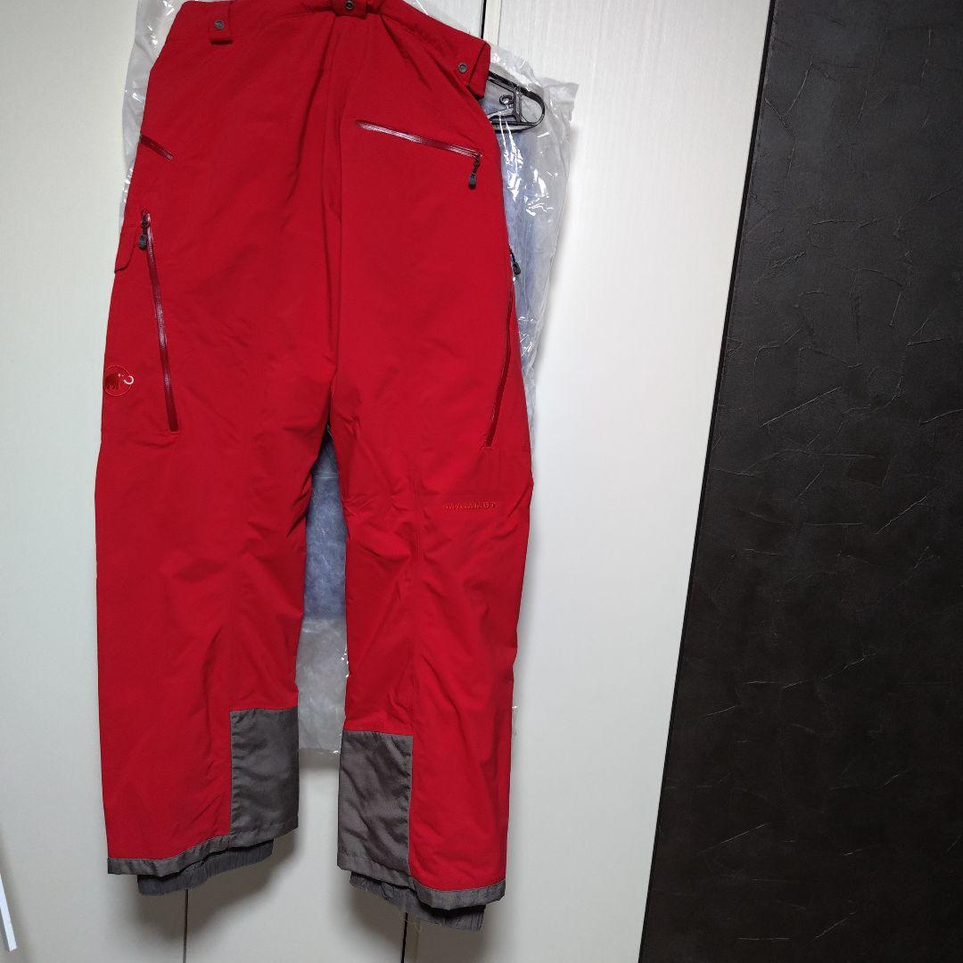 【閲覧数157】【クリーニング済】MAMMUT フード付きジャケット