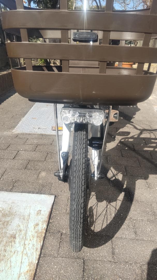 愛知発　ブリジストン　電動アシスト三輪自転車　ラクットワゴン