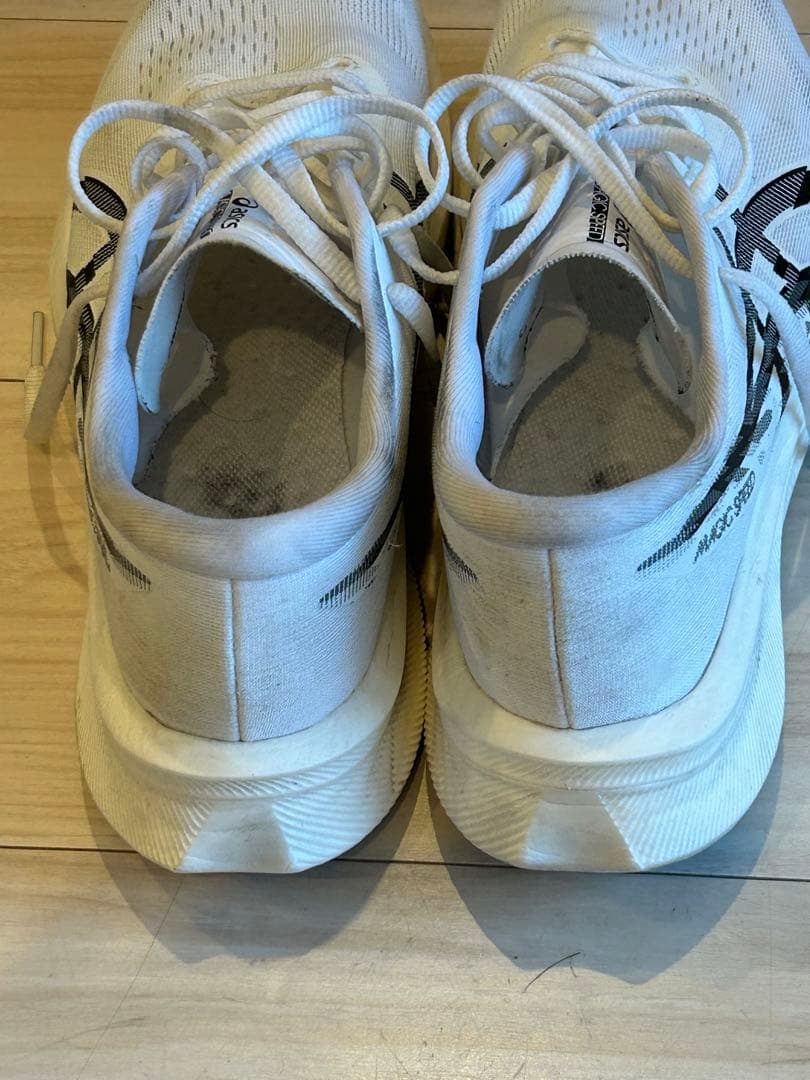 ASICS アシックス マジックスピード4