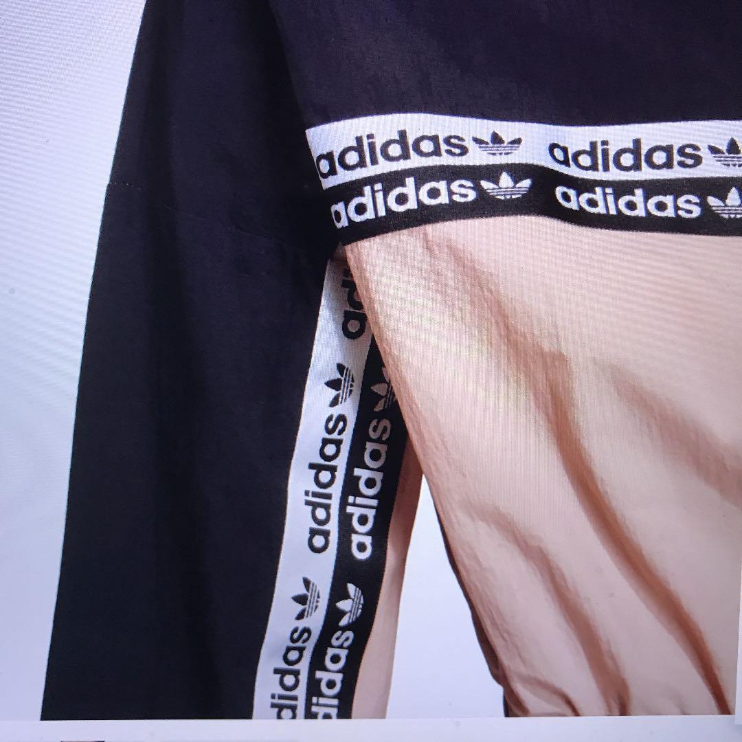 adidas クロップドフーディー【CROPPED SHIRT】新品未使用