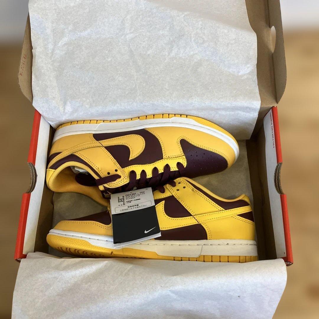 【新品】NIKE DUNK LOW RETRO university gold