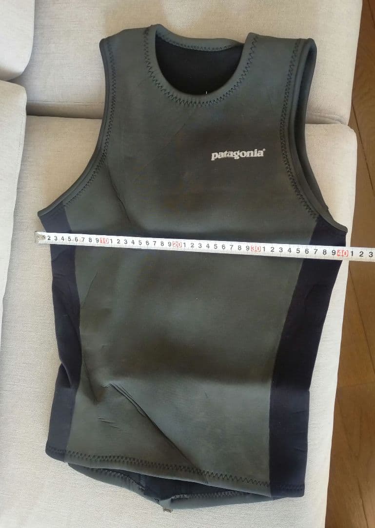 patagonia ウェットスーツベスト 黒　タッパー　ウエットベスト　未使用