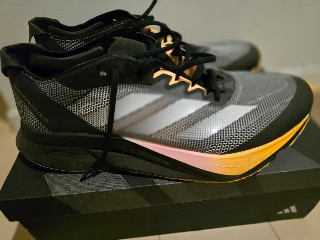 adidas アディゼロボストン12 28.5cm