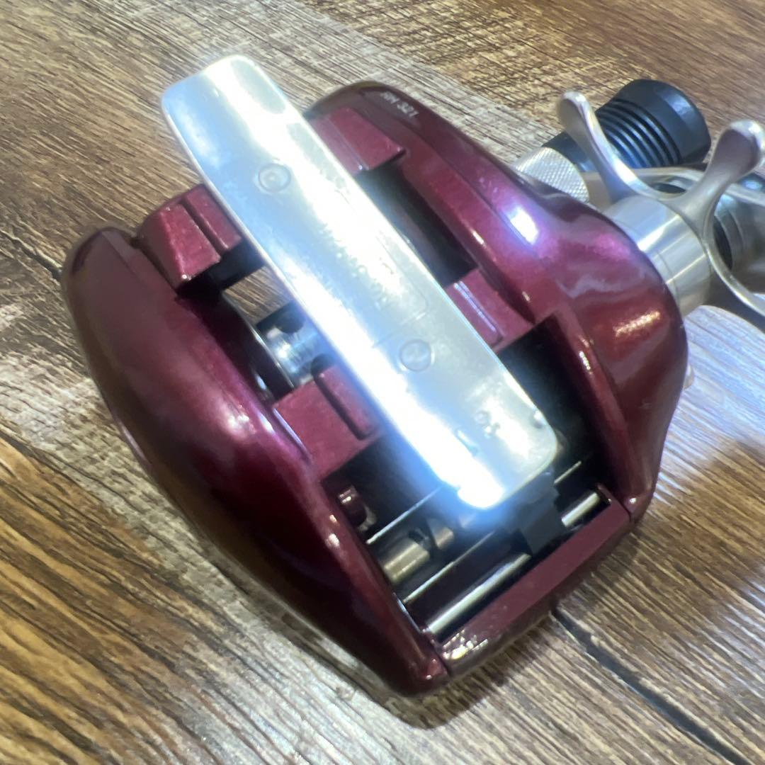 Shimano Scorpion nium XTリール(袋付き)