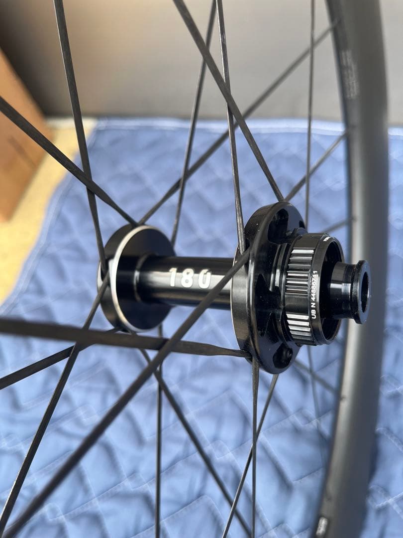 DT Swiss ARC1100 85mm フロントホイール