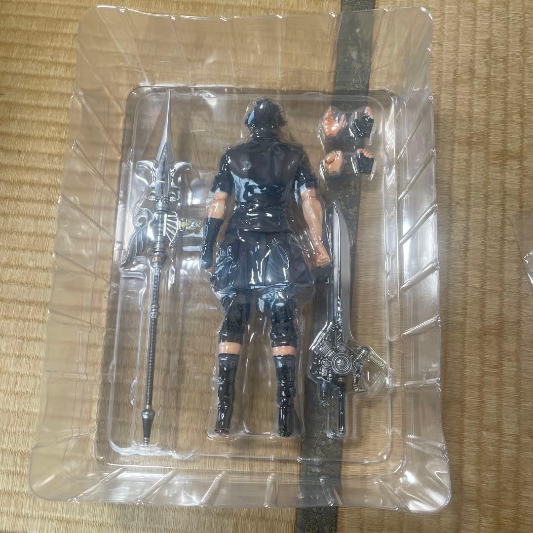 ノクティス フィギュア 武器付き