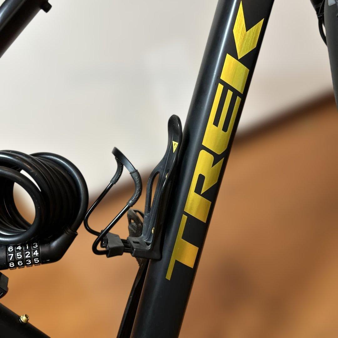 TREK FX2 Disc Gen4（2025年モデル）