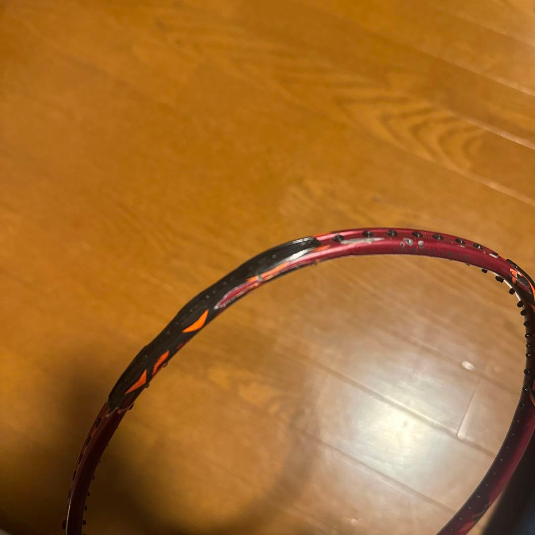 バドミントンラケット Voltric 80 etune