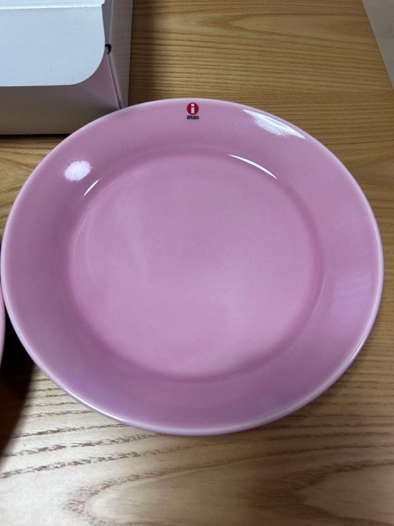 【未使用箱入り】イッタラ　ティーマ　ローズ　21cm プレート2枚