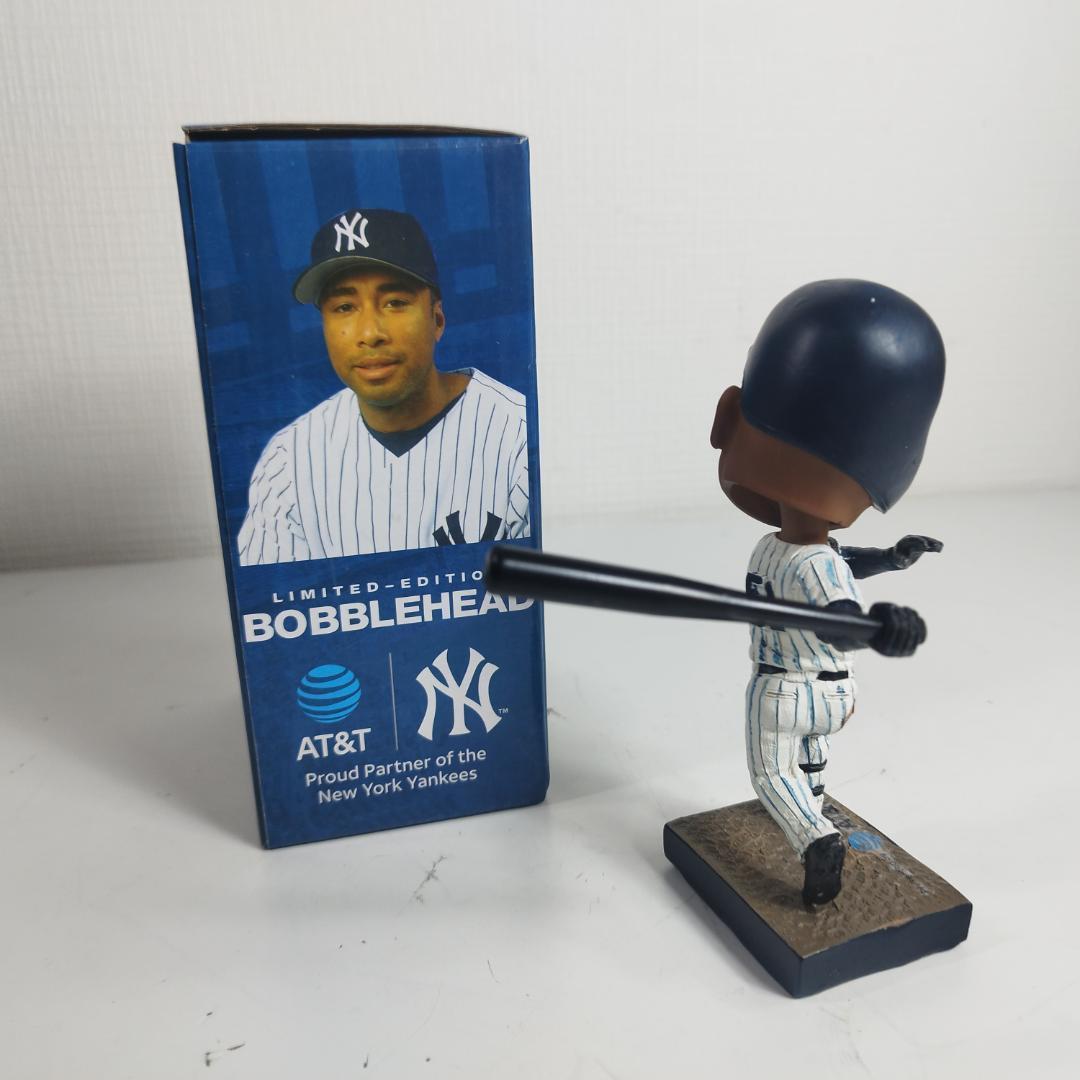 バーニー ウィリアムス ボブルヘッド 球場配布品 新品 ヤンキース 首 IS31