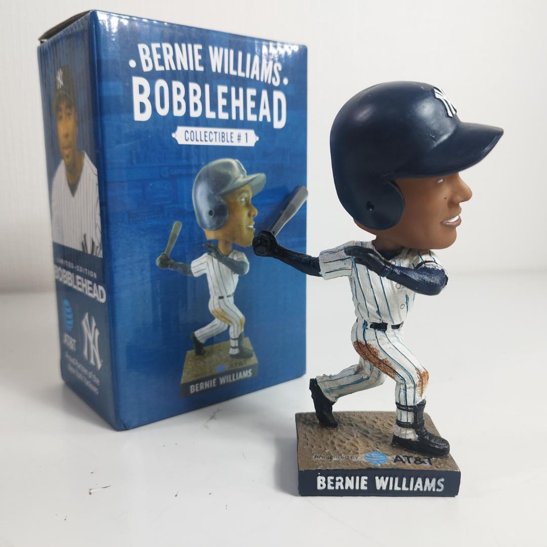 バーニー ウィリアムス ボブルヘッド 球場配布品 新品 ヤンキース 首 IS31