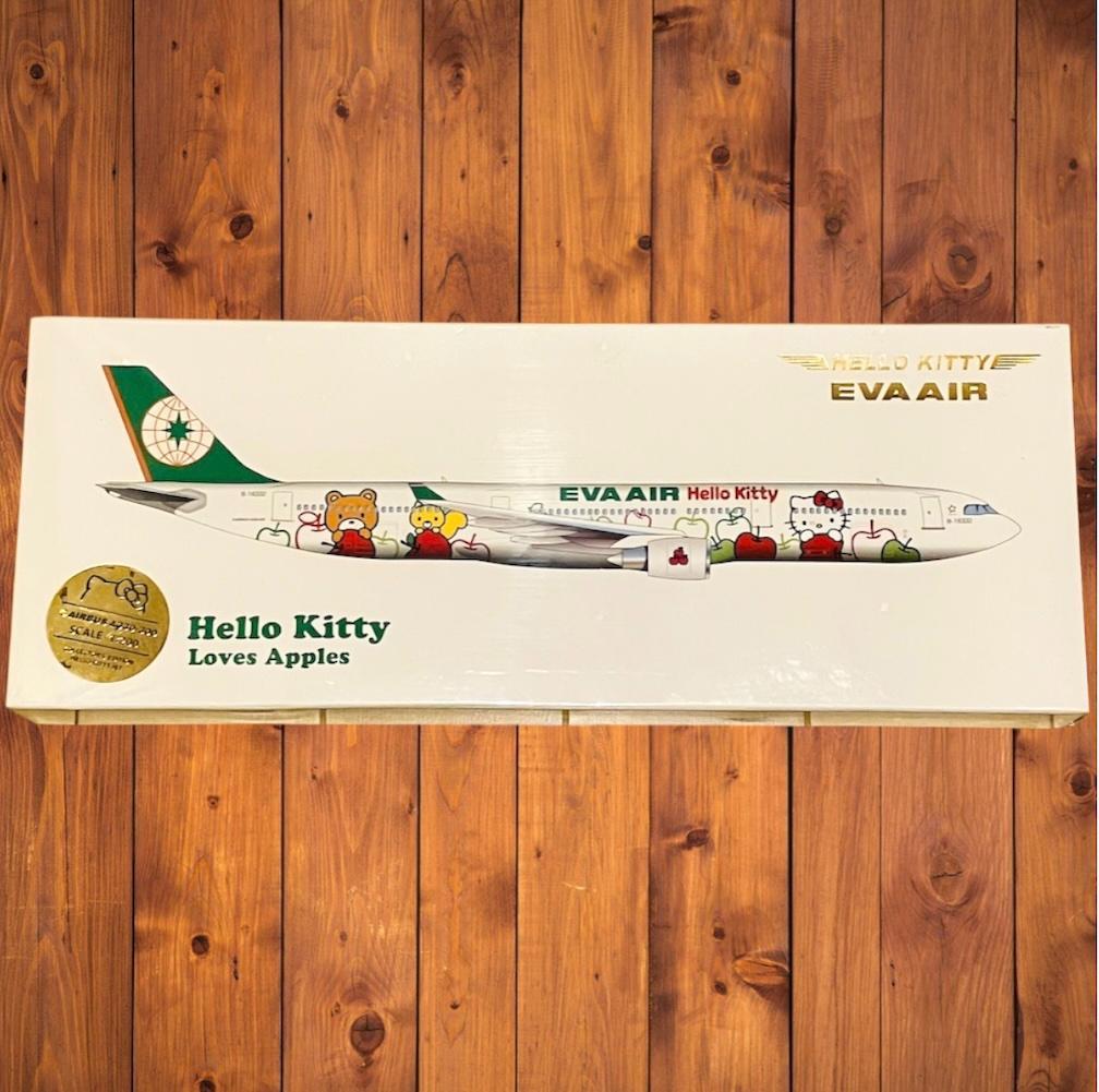 新品：Kittyカラー EVA AIR エバー航空 A330-300 1/200