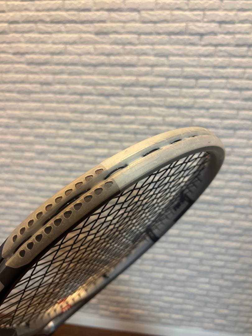 【◉軽量】Wilson TRIAD 3 テニスラケット 丸井ブン太　ガット新品