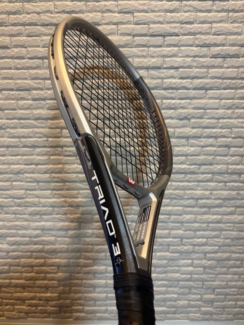 【◉軽量】Wilson TRIAD 3 テニスラケット 丸井ブン太　ガット新品
