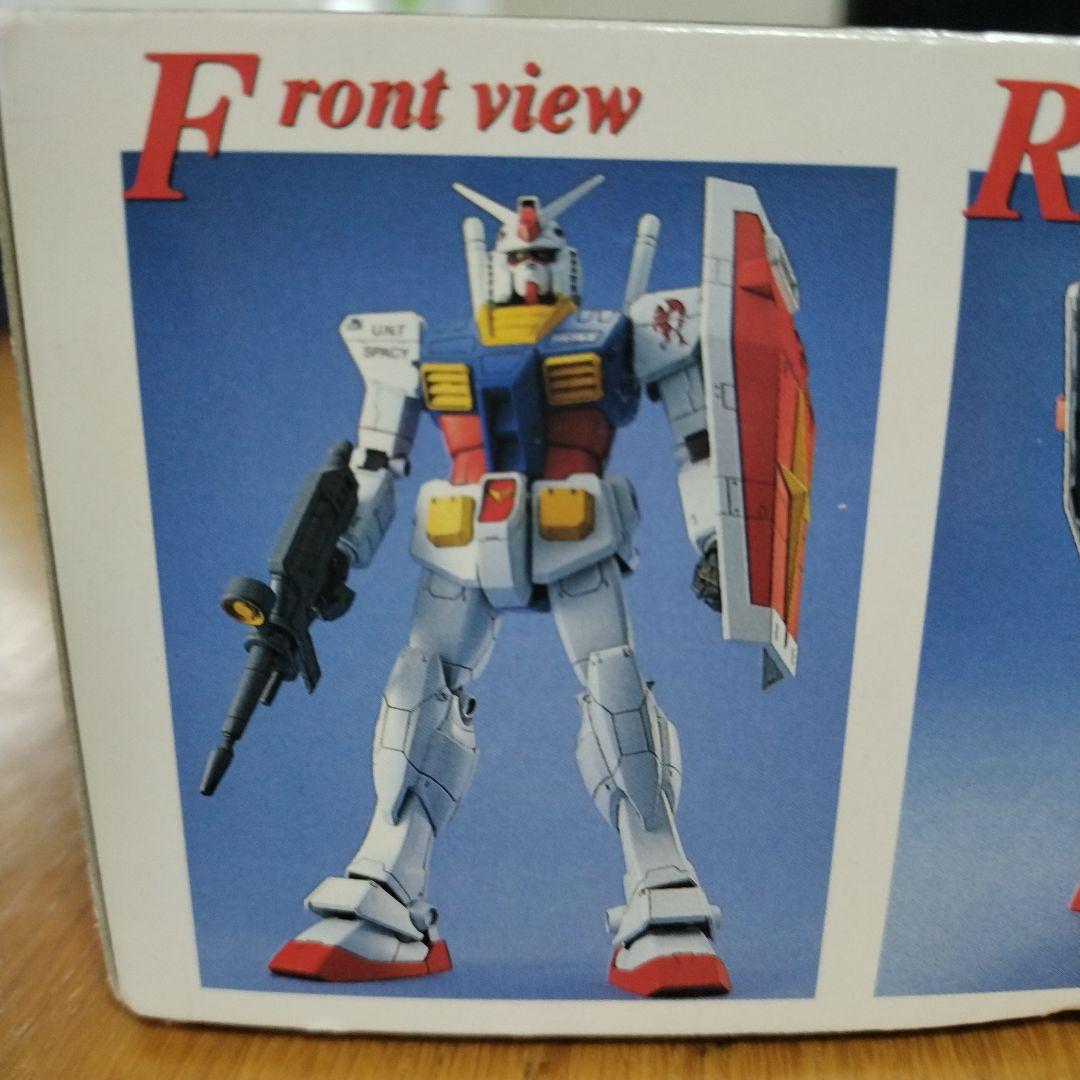 GUNDAM RX-78-2 マスターグレード プラモデル