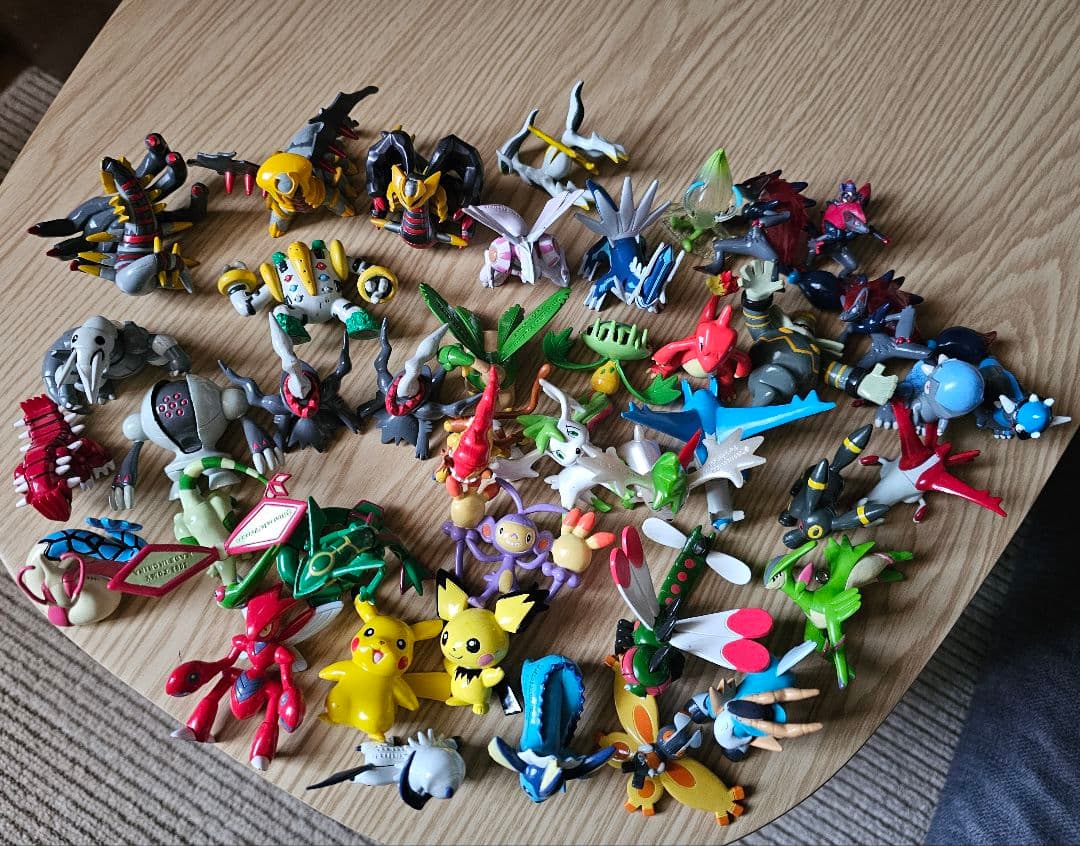 ポケモン ミニフィギュア