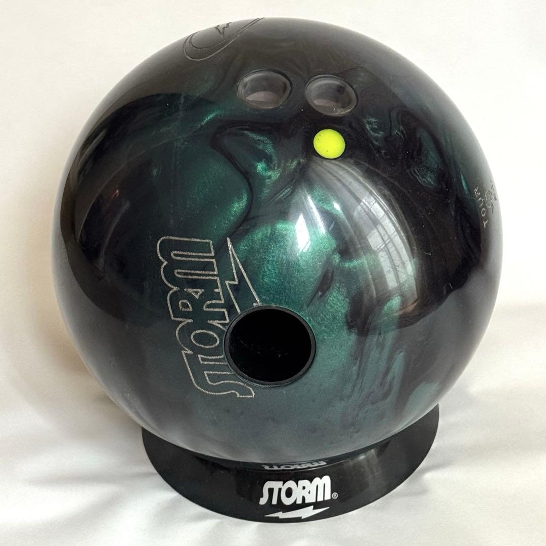 中古　ストーム　IQツアーAi 15ポンド　ボウリングボール
