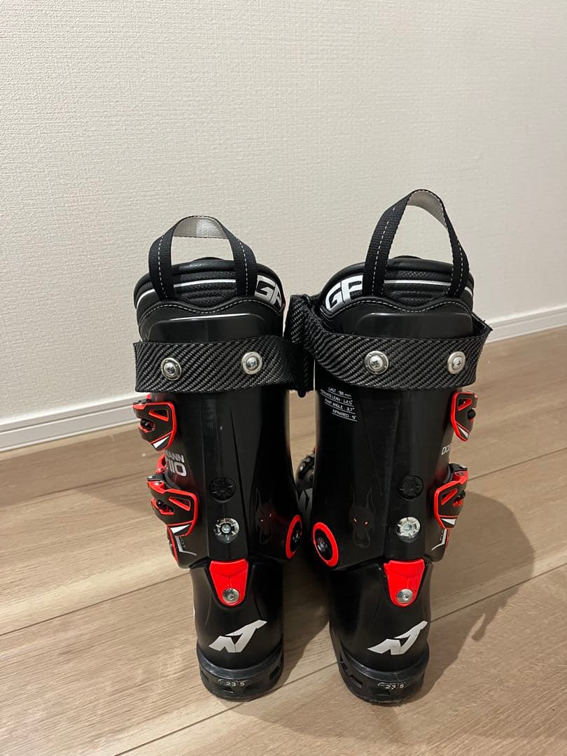 ノルディカ　ドーベルマン　スキー用ブーツ110 23.5cm 美品