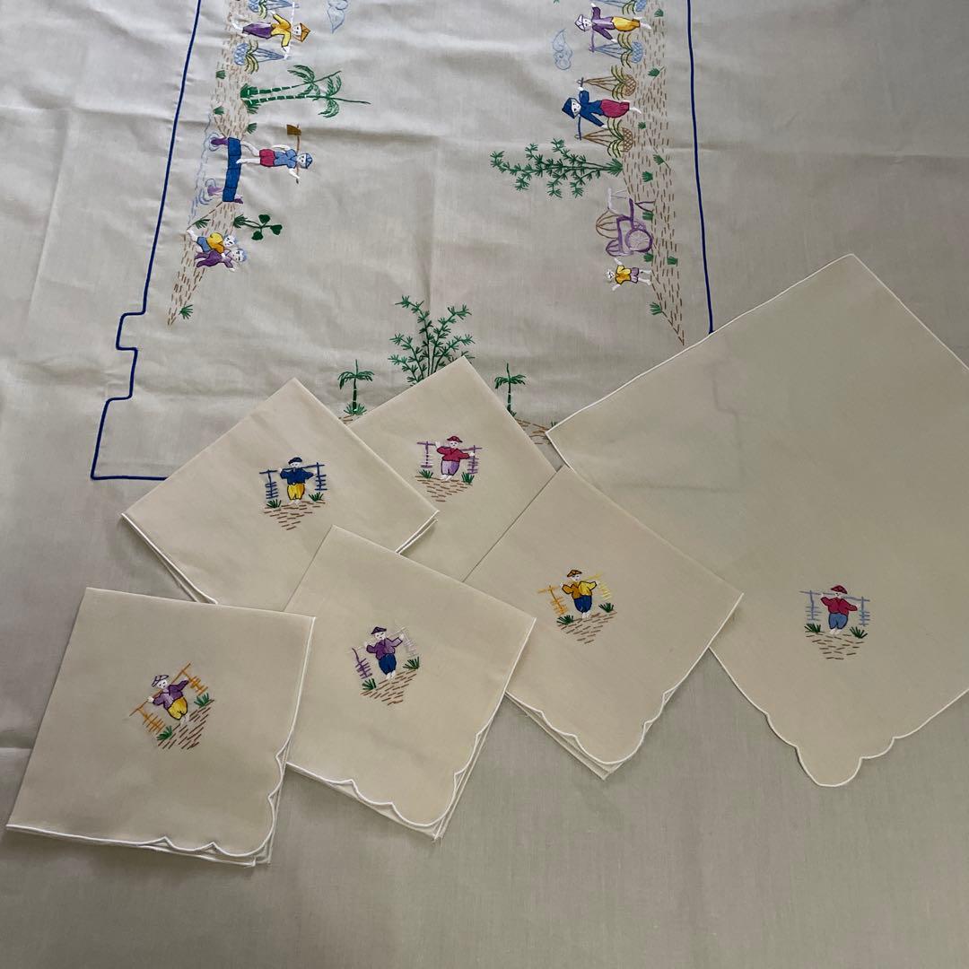 レア　ベトナム　美しい手刺繍　テーブルクロス＆ナプキン　7点　大判　未使用品