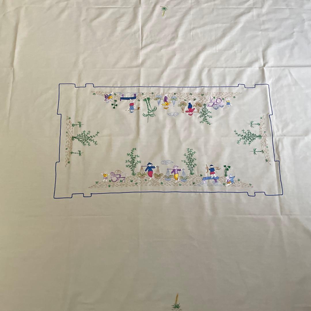 レア　ベトナム　美しい手刺繍　テーブルクロス＆ナプキン　7点　大判　未使用品